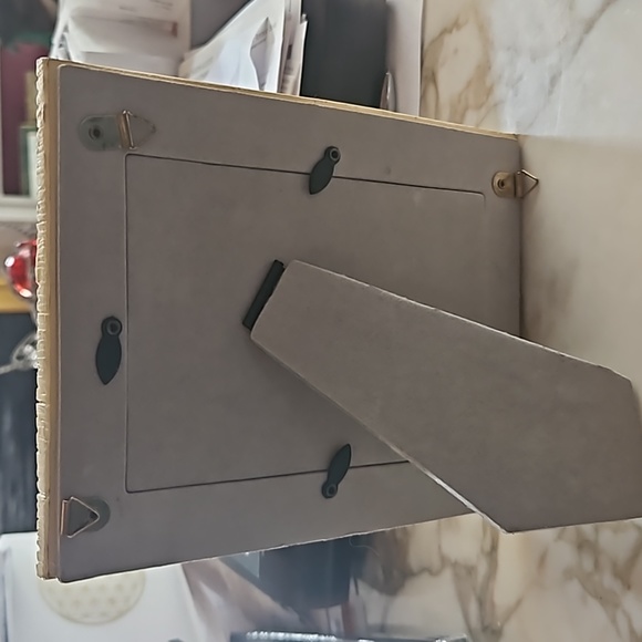 Frame - Picture 3 of 3